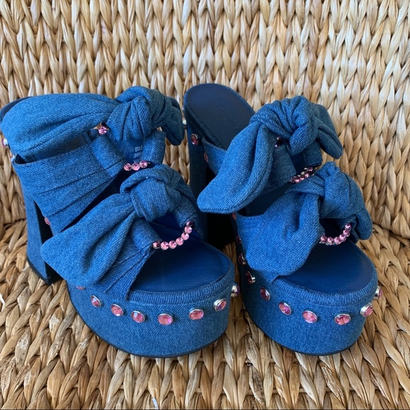 New Sugar Thrillz x Dolls Kill Strike a Pose Denim Platform Heels - Picture 9 of 9